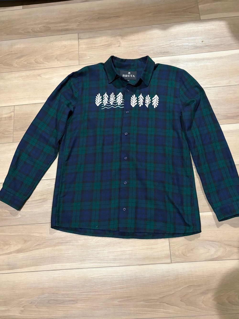 Very rare Bruta Green & Navy Plaid  Embroide 100% cotton.